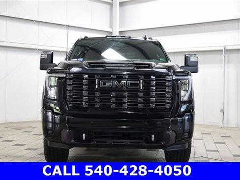 Used 2024 GMC Sierra 2500 Denali Ultimate w/ Max Trailering Package image 2