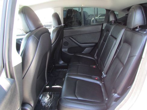 Used 2023 Tesla Model Y Long Range AWD/4WD image 25