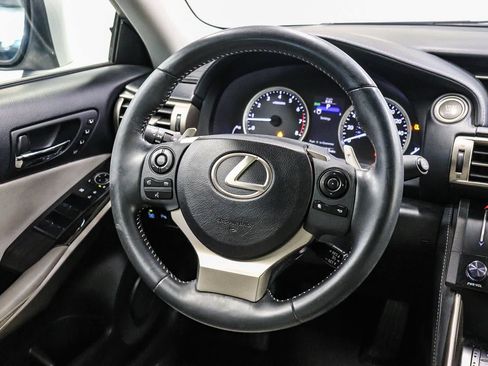 Used 2014 Lexus IS 350 w/ Luxury Package w/Gray Wood RWD image 15