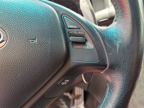Used 2011 INFINITI G37 Limited Edition RWD image 25