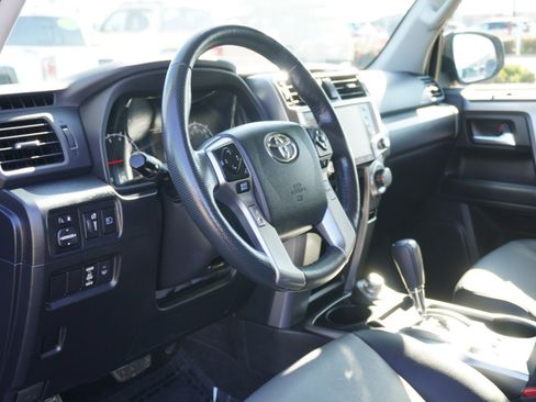 Used 2024 Toyota 4Runner SR5 Premium image 21