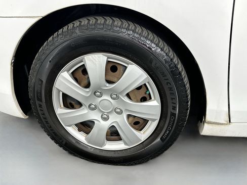 Used 2009 Toyota Camry LE FWD image 27