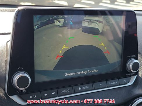 Used 2024 Nissan Sentra SV FWD image 20