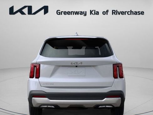 New 2026 Kia Sorento LX FWD image 7