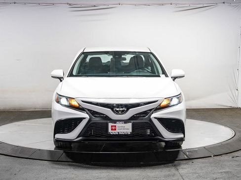 Certified 2022 Toyota Camry SE FWD image 7