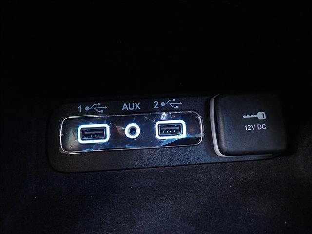 Used 2019 Jeep Grand Cherokee Laredo AWD/4WD image 17