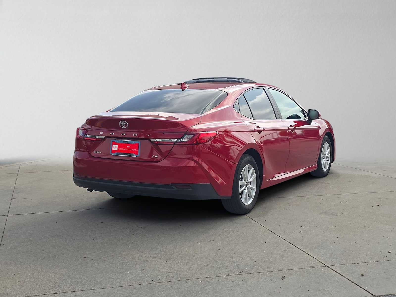 Used 2025 Toyota Camry LE FWD image 3