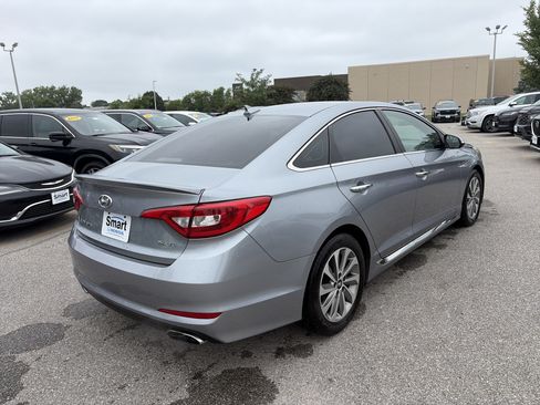 Used 2017 Hyundai Sonata Sport w/ Value Edition Package 02 FWD image 5