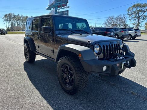 Used 2016 Jeep Wrangler Unlimited Sport image 7