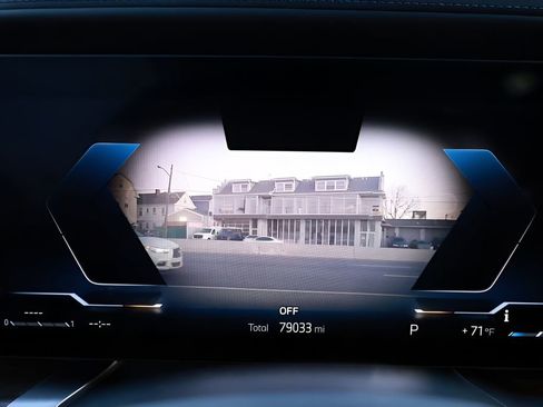 Used 2023 BMW 760i xDrive w/ Luxury Rear Seating Package AWD/4WD image 53