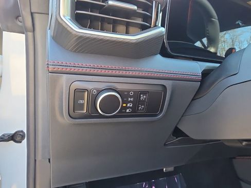 Used 2025 Ford Mustang Premium image 26