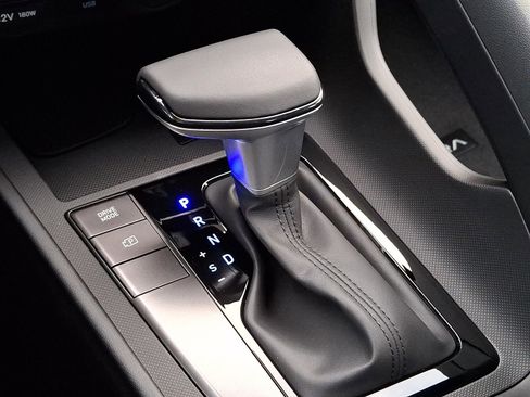 New 2026 Hyundai Elantra Sport image 10