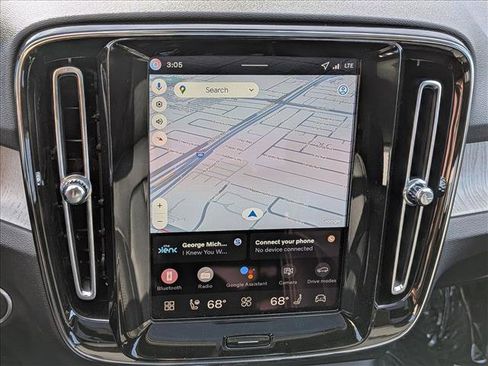 New 2026 Volvo XC40 B5 Ultra w/ Climate Package image 14