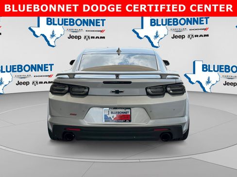 Used 2019 Chevrolet Camaro SS RWD image 6