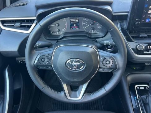 Used 2024 Toyota Corolla SE w/ SE Premium Package FWD image 16