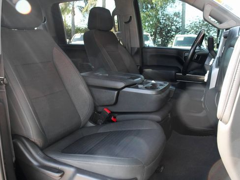 Used 2021 GMC Sierra 3500 SLE w/ SLE Value Package image 33