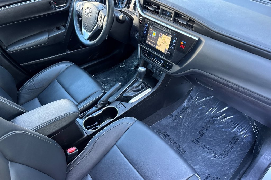 Certified 2019 Toyota Corolla XLE FWD image 14