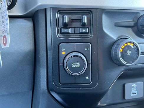 Used 2025 Ford F250 XLT image 33