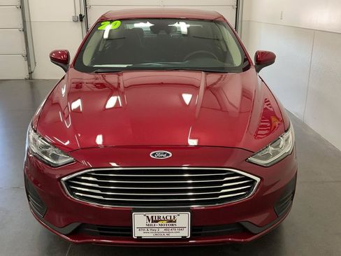 Used 2020 Ford Fusion SE FWD image 8
