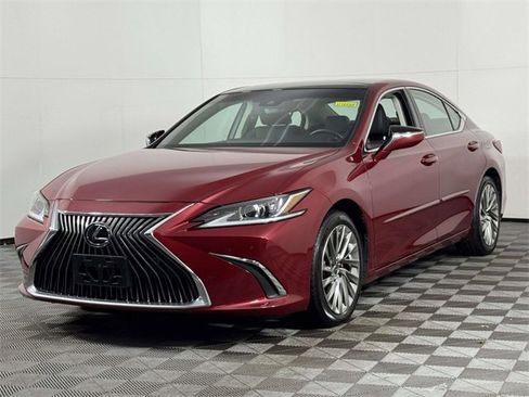 Used 2019 Lexus ES 350 Luxury w/ Accessory Package image 7