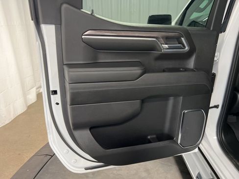 Certified 2024 Chevrolet Silverado 1500 LTZ image 17