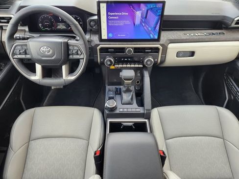 Certified 2025 Toyota Tacoma Limited image 26