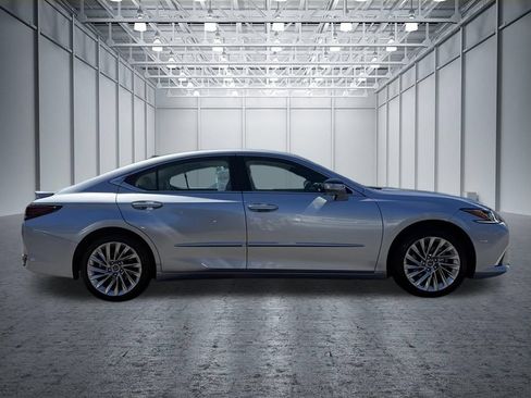 Used 2024 Lexus ES 300h w/ Premium Package FWD image 23