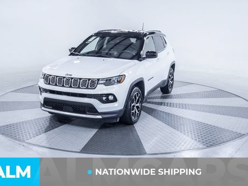 Used 2025 Jeep Compass Limited AWD/4WD image 2