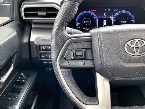 Used 2024 Toyota Tacoma TRD Off-Road w/ TRD Off Road Upgrade Package AWD/4WD image 25