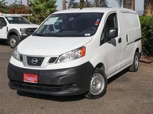 Used 2018 Nissan NV200 S w/ Cruise Control Package image 4