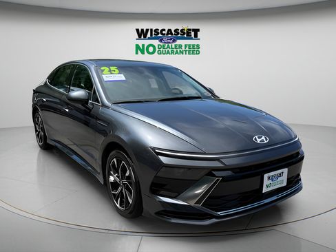 Used 2025 Hyundai Sonata SEL AWD/4WD image 22