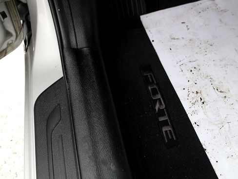 Used 2018 Kia Forte LX w/ LX Popular Package image 25