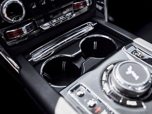 Used 2020 Rolls-Royce Cullinan AWD/4WD image 70