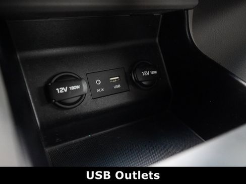 Used 2020 Hyundai Elantra SEL image 10