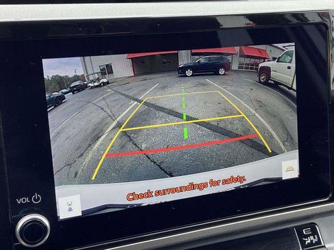 Certified 2025 Toyota Camry LE image 28