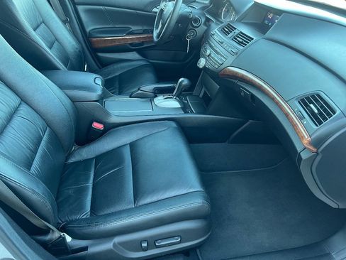 Used 2012 Honda Accord EX-L image 18