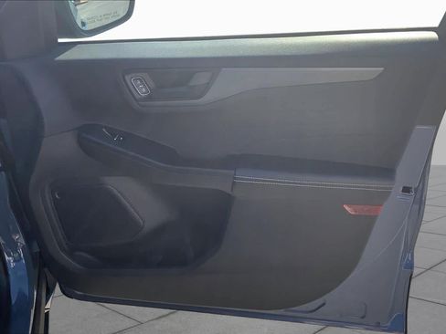 Used 2024 Ford Escape Active FWD image 23