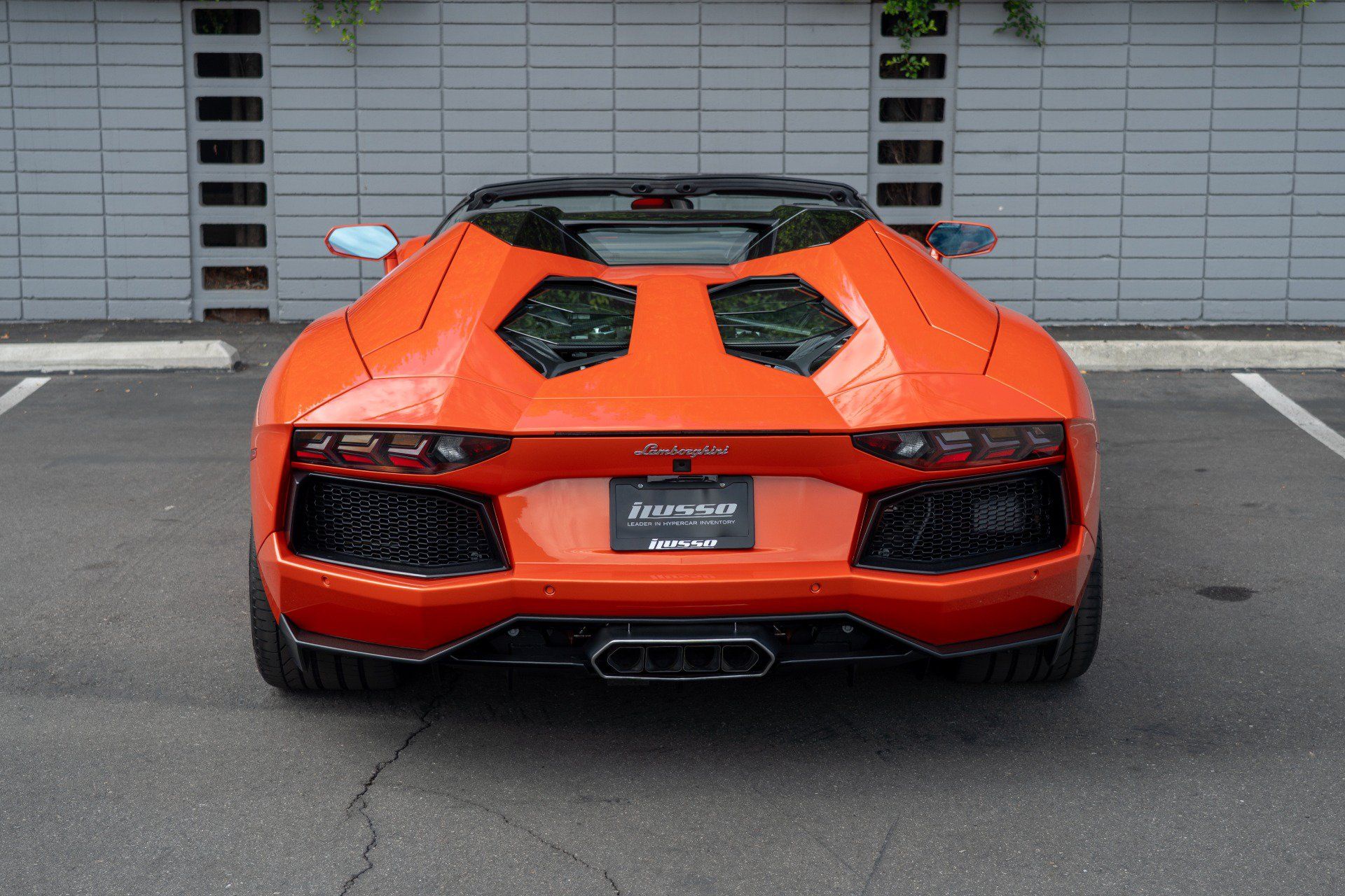 Used 2014 Lamborghini Aventador LP 700-4 AWD/4WD image 4