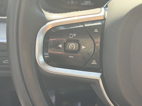 Used 2019 Volvo XC60 T5 Inscription w/ Protection Package Premier FWD image 19