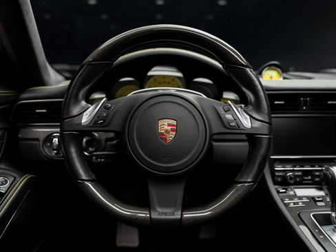 Used 2014 Porsche 911 Turbo S AWD/4WD image 43