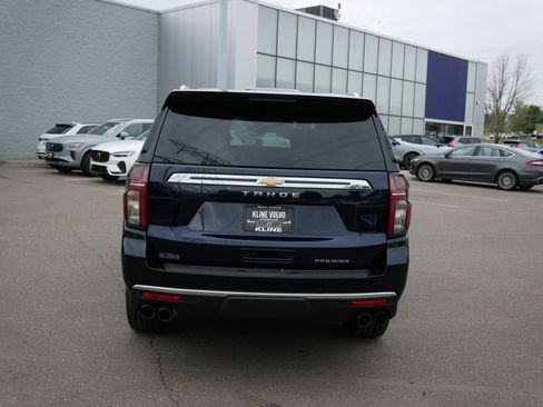 Used 2021 Chevrolet Tahoe Premier w/ Premium Package AWD/4WD image 6
