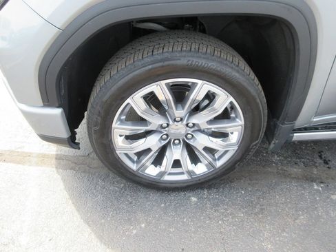 Certified 2024 GMC Sierra 1500 Denali AWD/4WD image 16