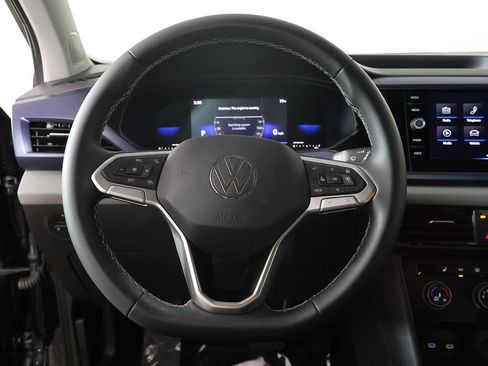 Used 2022 Volkswagen Taos SE FWD image 35