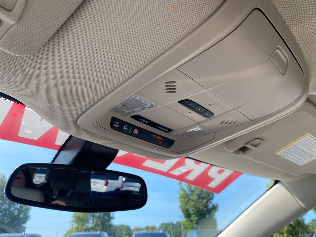 Used 2018 Buick Enclave Essence FWD image 24
