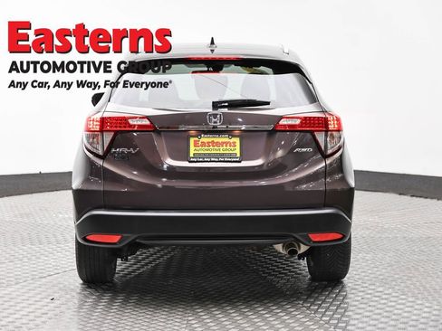 Used 2021 Honda HR-V EX-L image 6