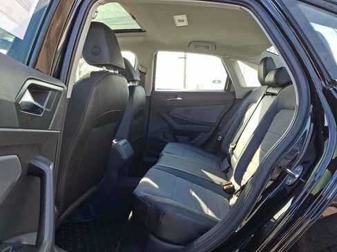 New 2026 Volkswagen Jetta SE image 5