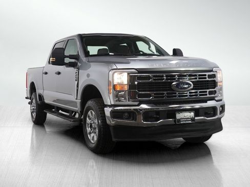 Used 2024 Ford F250 XLT image 7