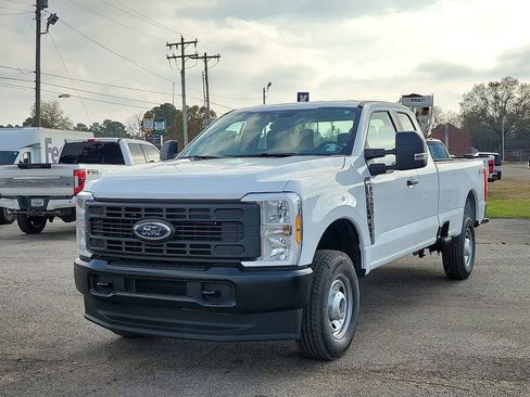 New 2026 Ford F350 XL image 2