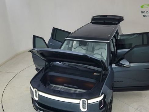 Used 2024 Rivian R1S Adventure AWD/4WD image 85