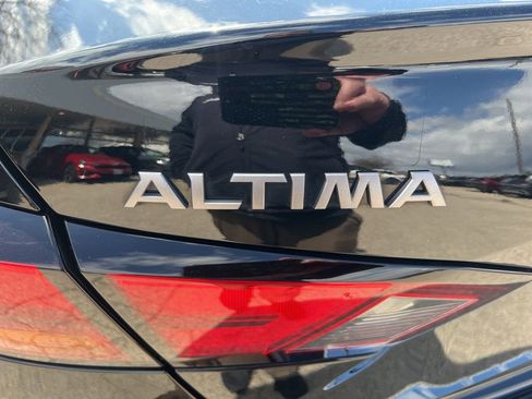 Used 2023 Nissan Altima 2.5 SV w/ SV Premium Package image 31